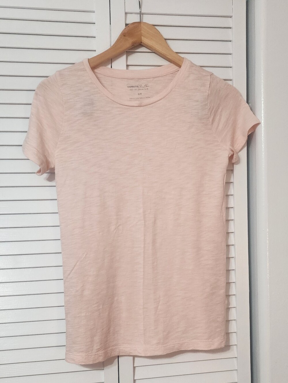 Express One Eleven Pale Pink Crewneck Short Sleeve Tee